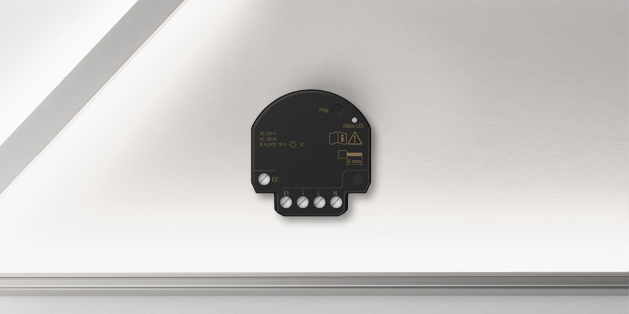 JUNG HOME Jalousieaktor Mini bei Electronic & Light - David Schmidt in Niedergörsdorf